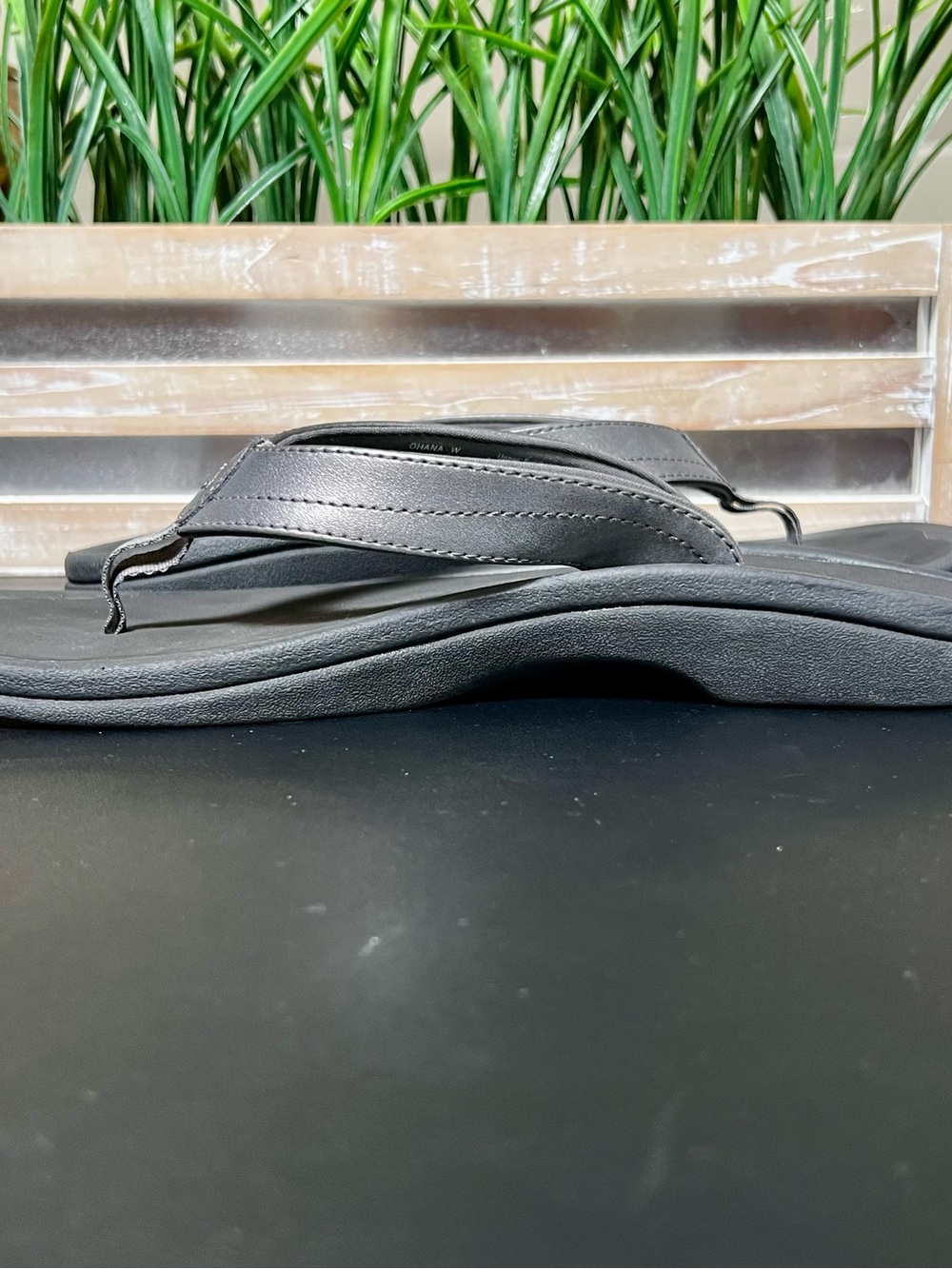 OLUKAI Ohana Water-Resistant Women’s Sandals - Picture 6 of 8